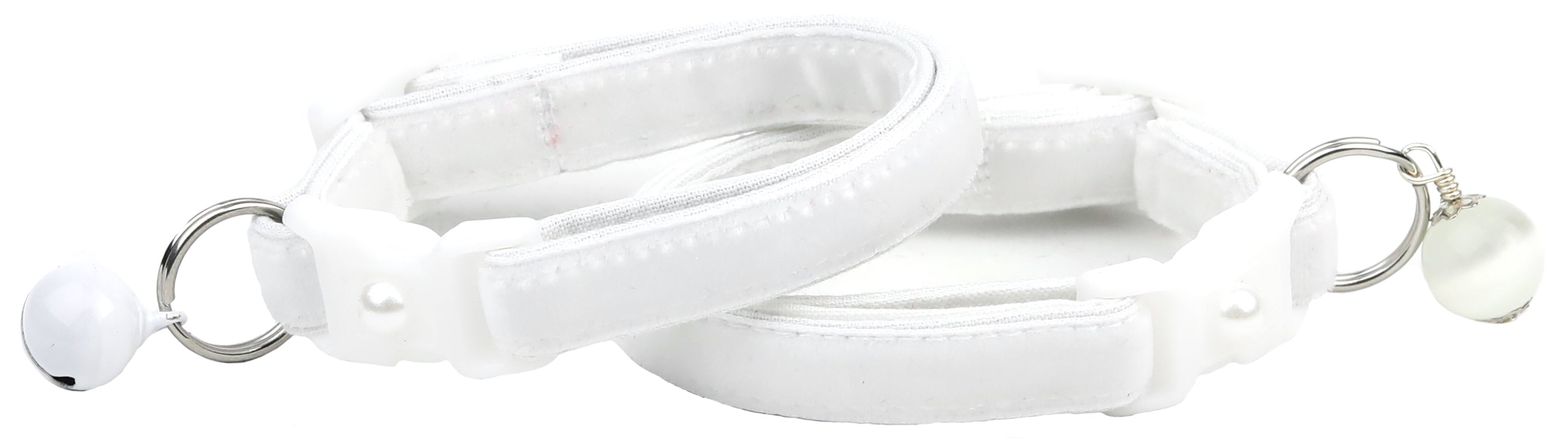 Soft White Velvet Cat Collar